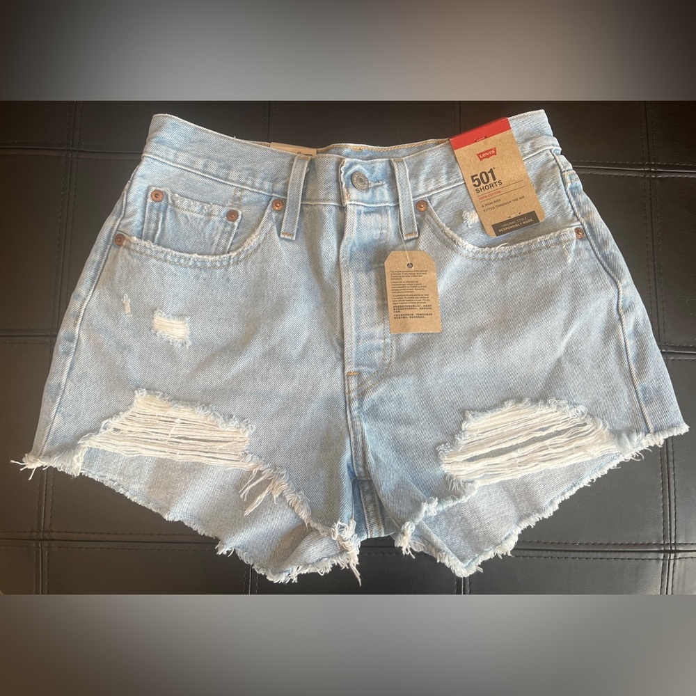 NWT Women’s Levi’s 501 Original High Rise Jean Shorts Size 27 - Picture 4 of 7